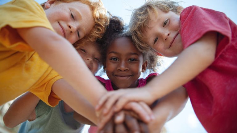 Can cooperation and teamwork develop social skills in children ?