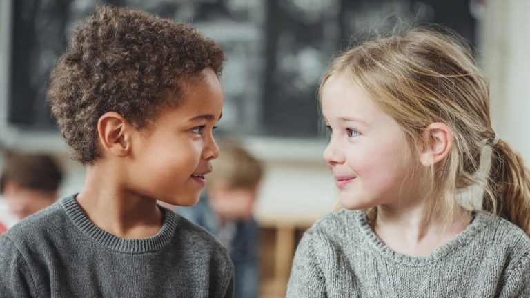 Social skills: How children develop essential interpersonal abilities ?